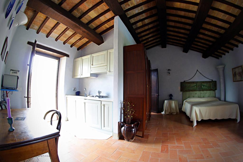 Agriturismo Residenza Paradiso Guest House Trevi Room photo